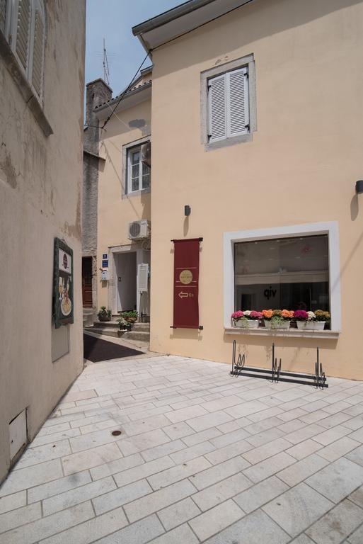 Apartman Marinko Krk Town Exterior foto